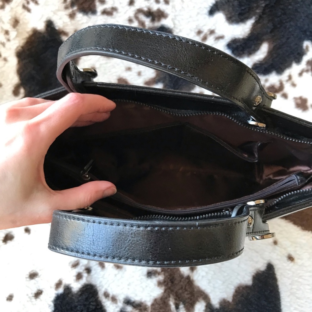 🔥 Black Top Handle Faux Leather Tote Bag With Removable Strap 🔥 - Picture 8 of 16